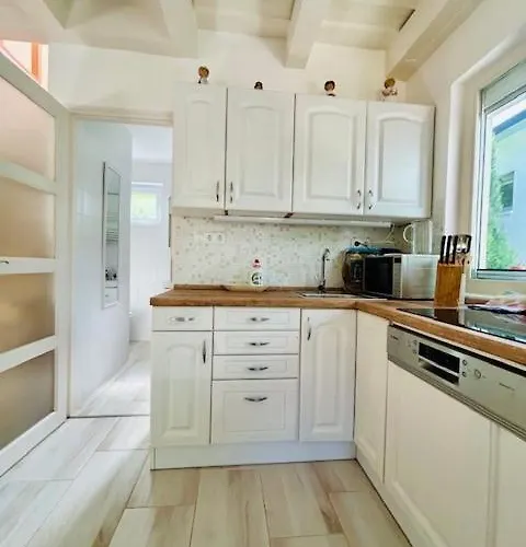 Apartment Funny Fuered *